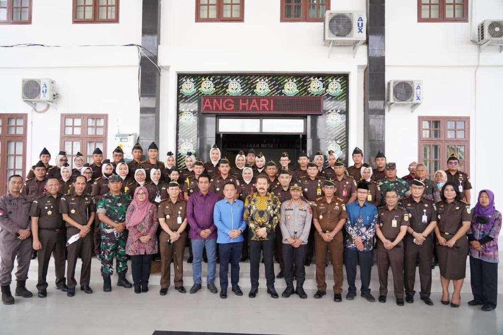 Photo of Jaksa Agung Nostalgia Kunjungi Kejari Batanghari Jambi