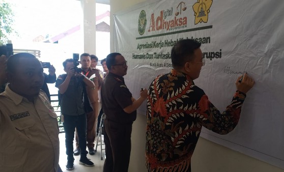 Warga Aceh Apresiasi Kejaksaan Lewat Tandatangan-1