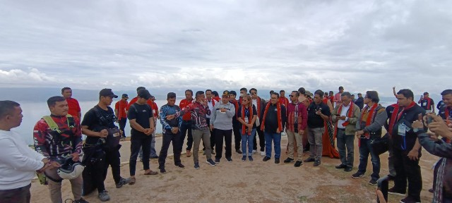 Photo of Tour SMSI Ekspedisi Geopark Kaldera Toba Dimulai
