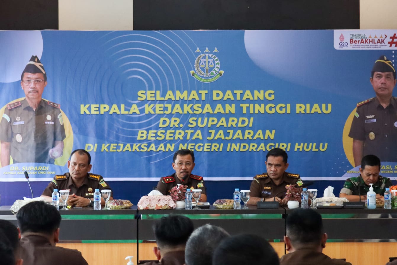 Photo of Patut Berbangga! Kejari Indragiri Hulu Dikunjungi Kajati Riau