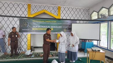 Photo of Penkum Kejati Aceh Gelar JMS di SMA N 13 Banda Aceh