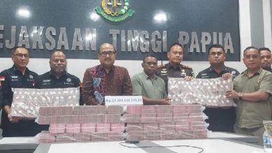 Photo of Kejati Papua Pulihkan Keuangan Negara Atas Perkara Tipikor Aerosport Mimika